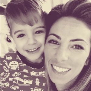 Meet your Posher, Carla